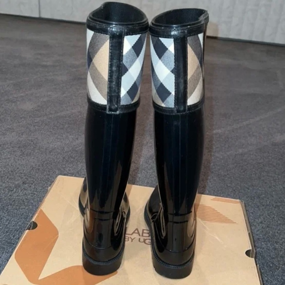 Burberry rain boots - Picture 5 of 5